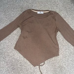 cropped triangle hem shirt with adjustable open back